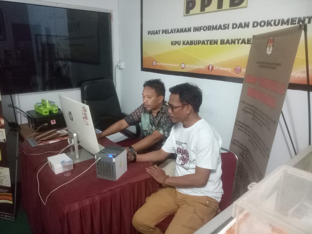 Parpol yang sudah Mengisi laporan Kampanye menyerahkan Berkas Pisiknya Ke KPU Kabupaten Bantaeng